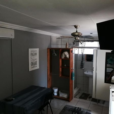 Bougain Villa Guesthouse Winburg Екстер'єр фото