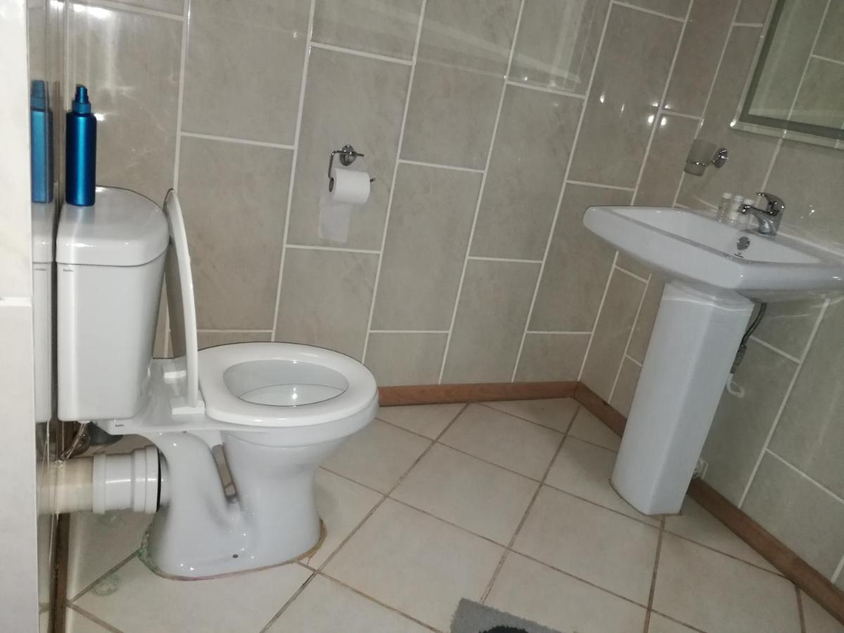 Bougain Villa Guesthouse Winburg Екстер'єр фото